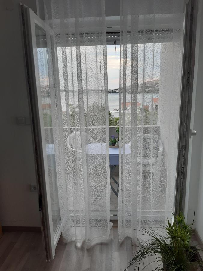 Varazdinci Rogoznica  Luaran gambar