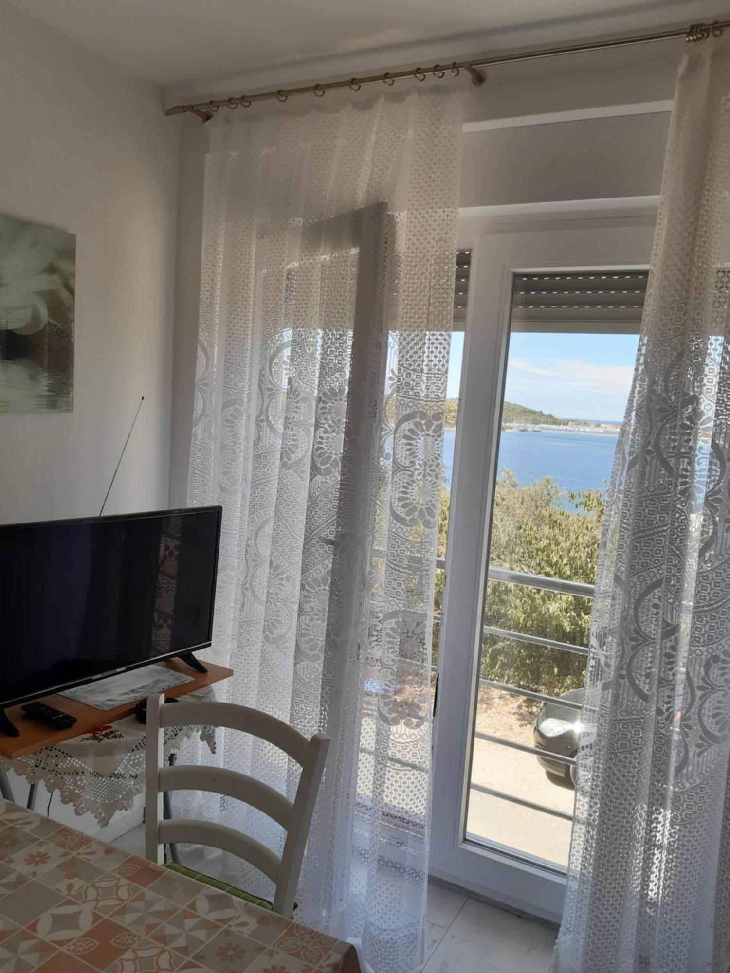 Varazdinci Rogoznica  Luaran gambar