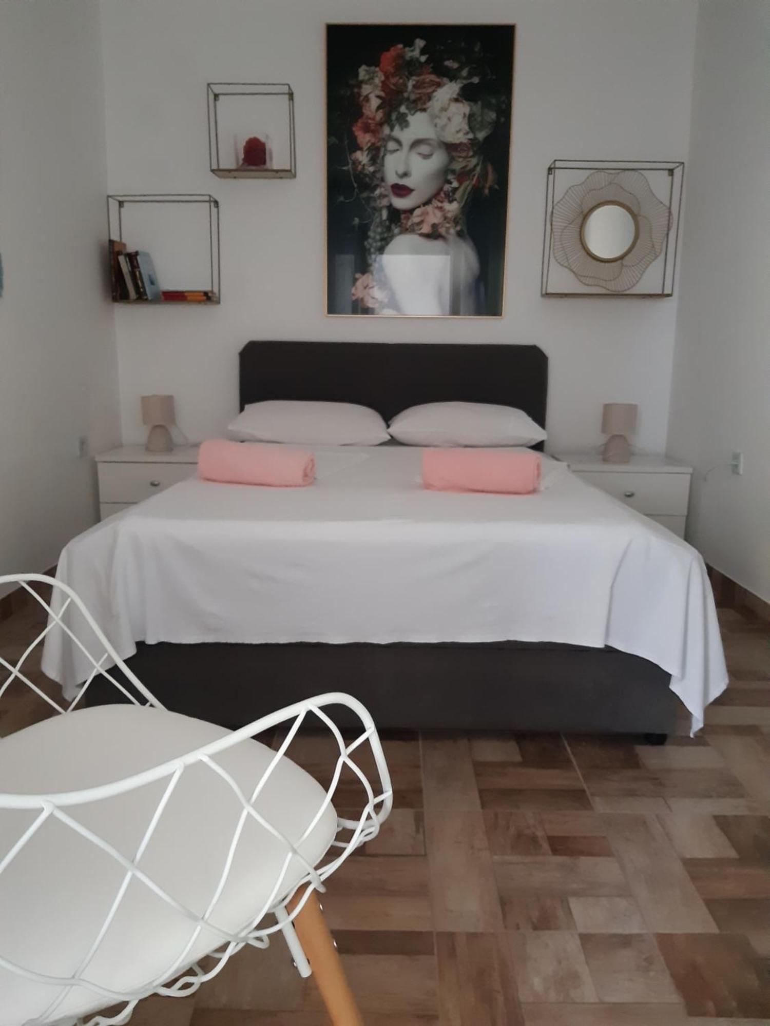 Varazdinci Rogoznica  Luaran gambar