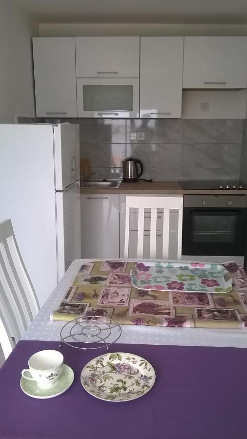 Varazdinci Rogoznica  Luaran gambar
